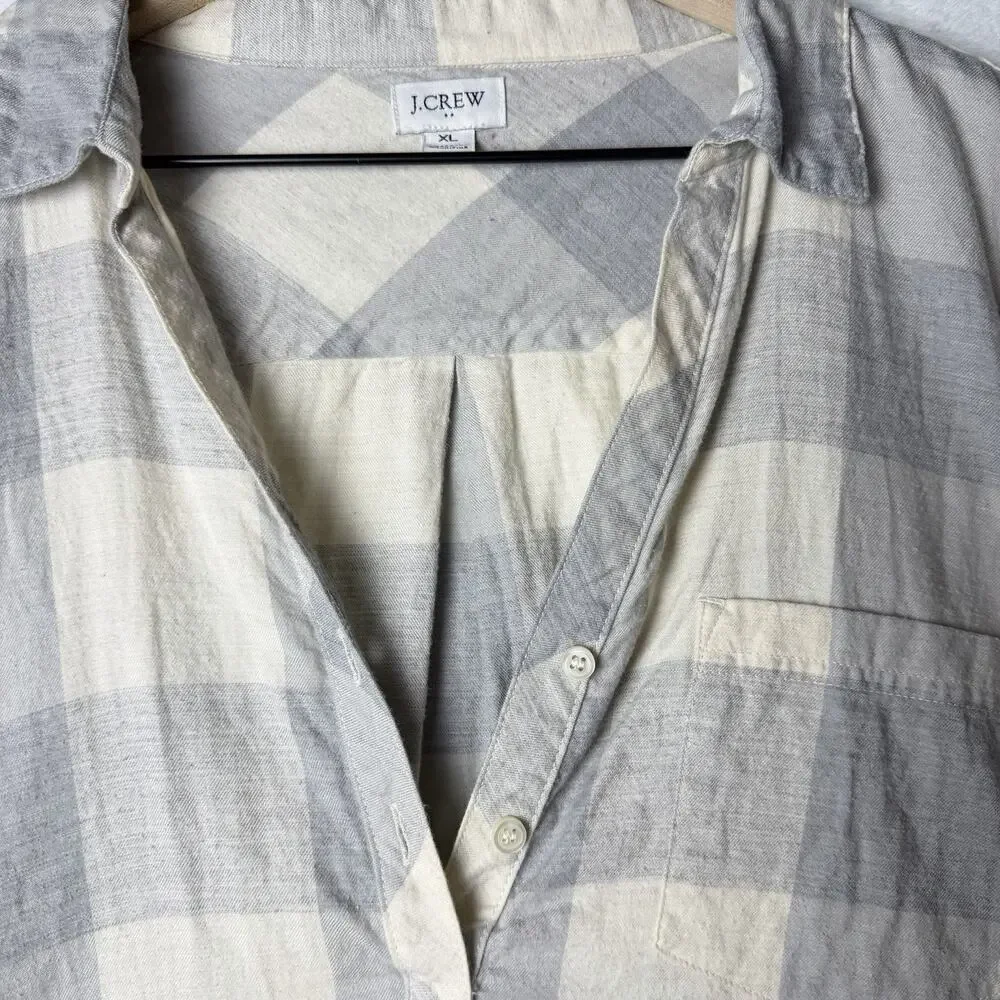 J. Crew Open V-Neck Gray Cream Plaid Flannel Popover Shirt Women’s Size XL